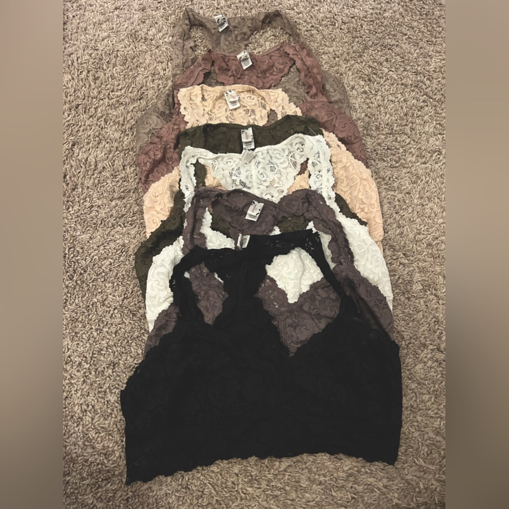 Wishlist Bralettes Size Medium (Lot)